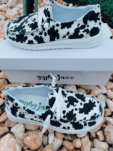 Cowbabe Sneakers